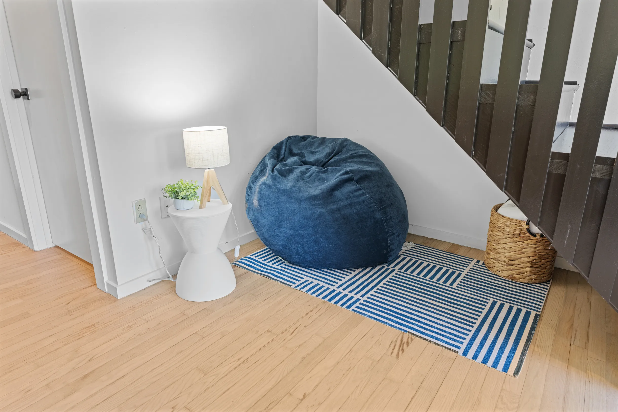 Wander Hillsdale Valley #76