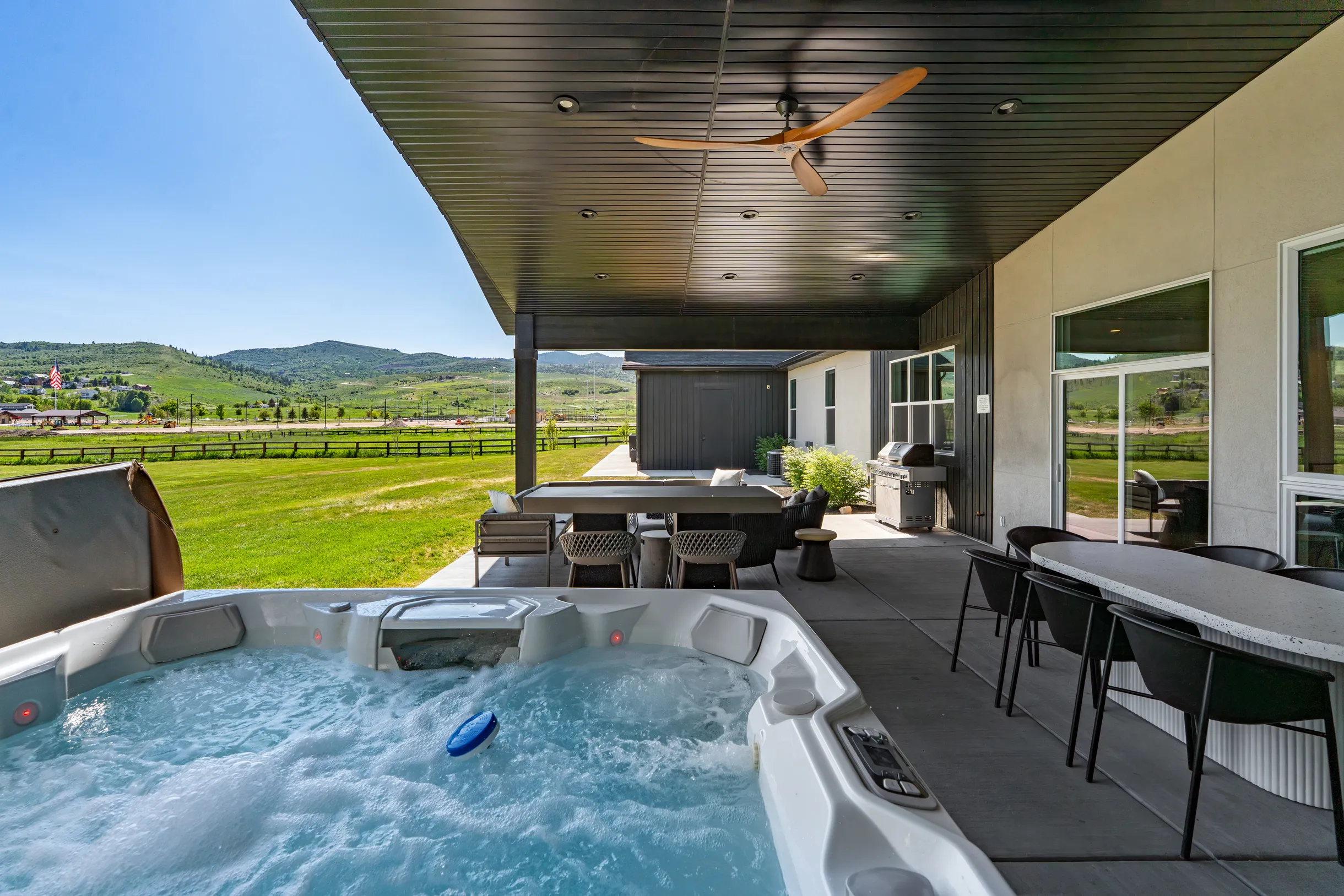 Wander Garden City #101