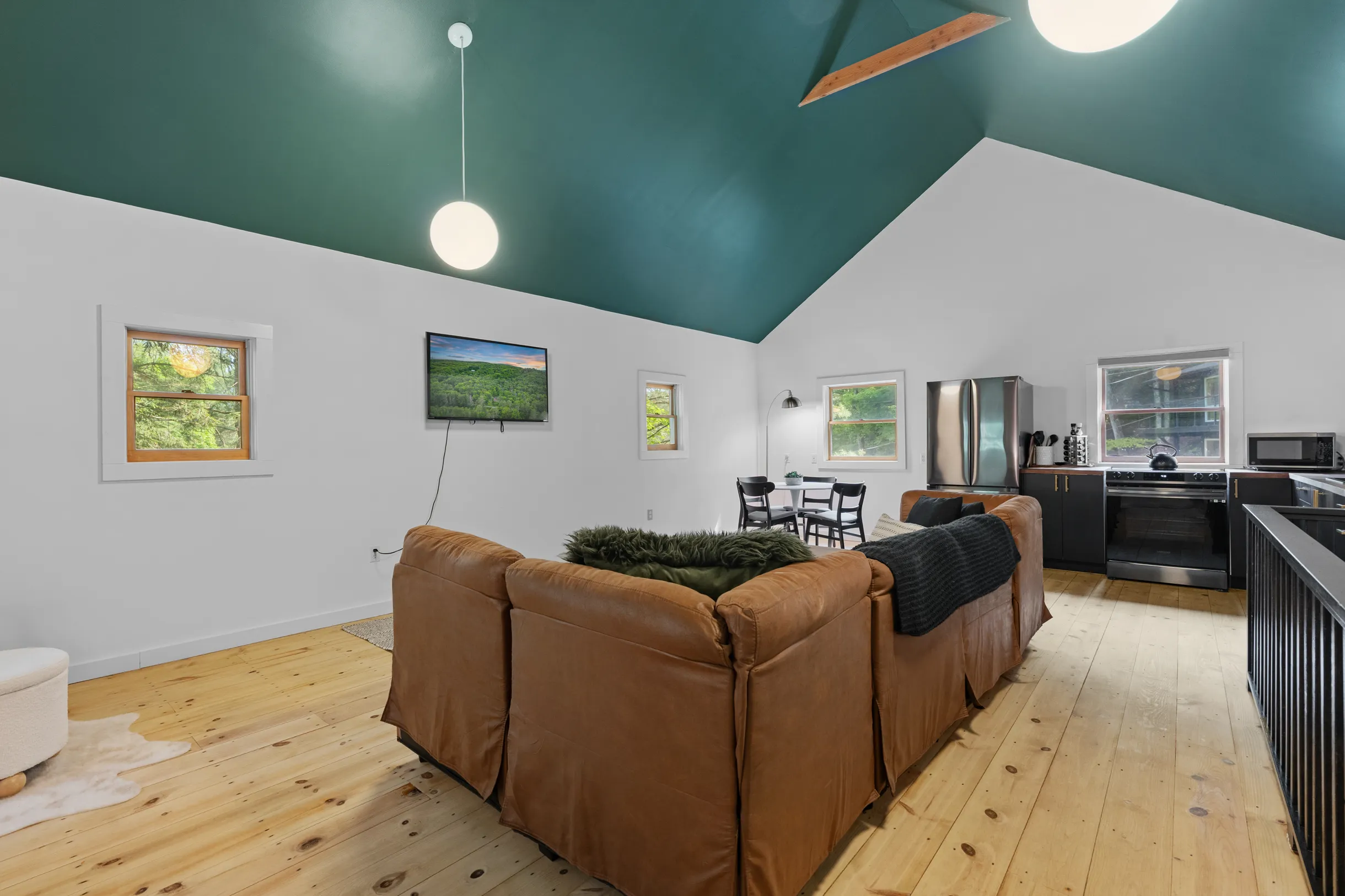 Wander Hillsdale Valley #35