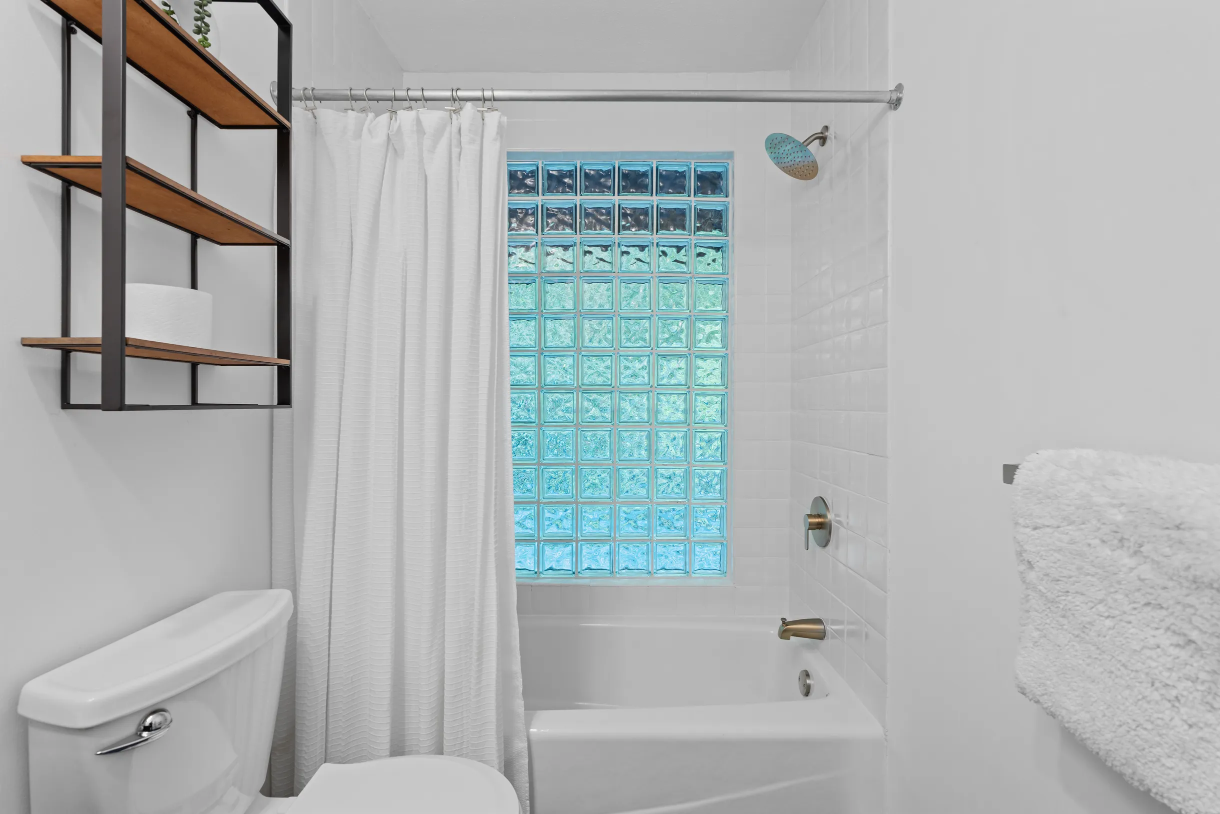 Wander Hillsdale Valley #74