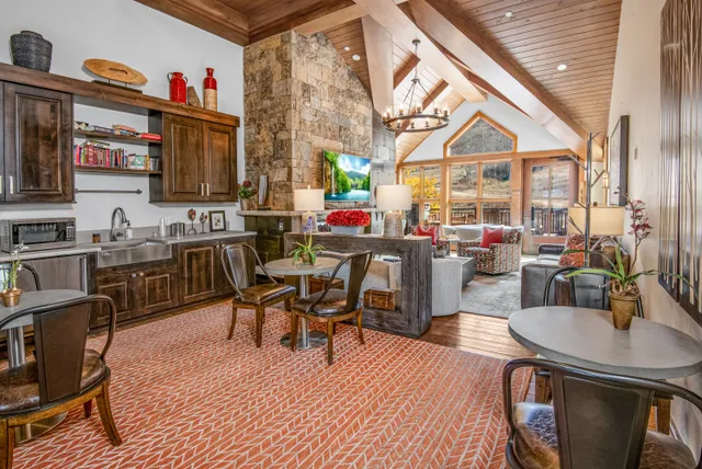 Wander Vail Slopeside #3