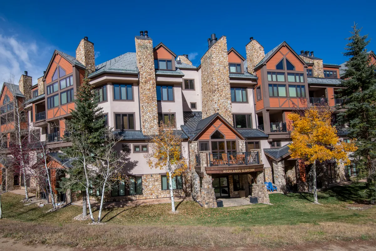 Wander Beaver Creek Slopeside