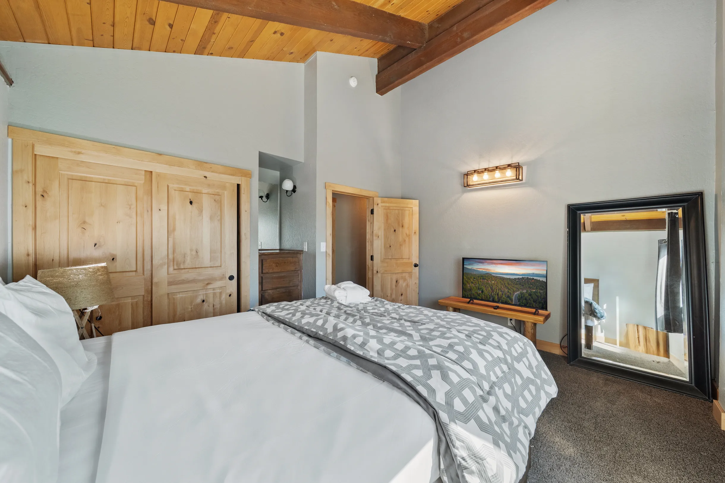 Wander Tahoe Basin #68