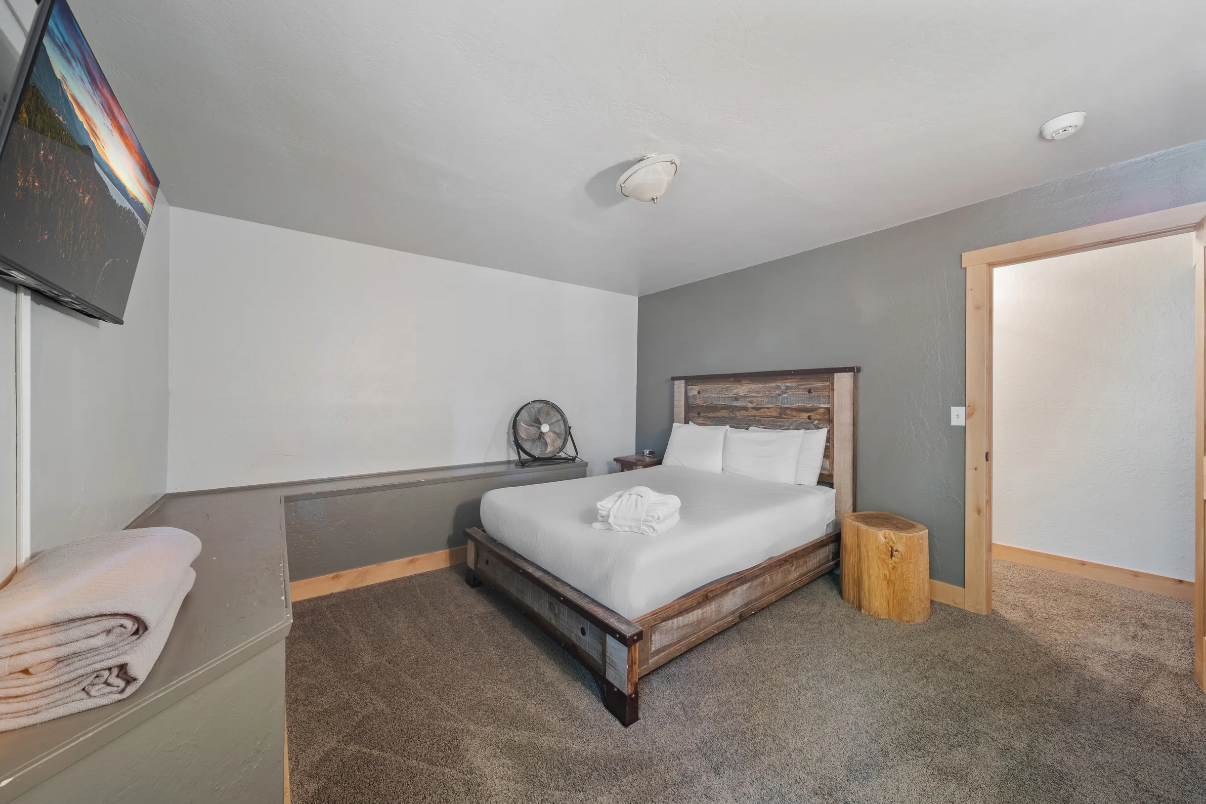 Wander Tahoe Basin #53