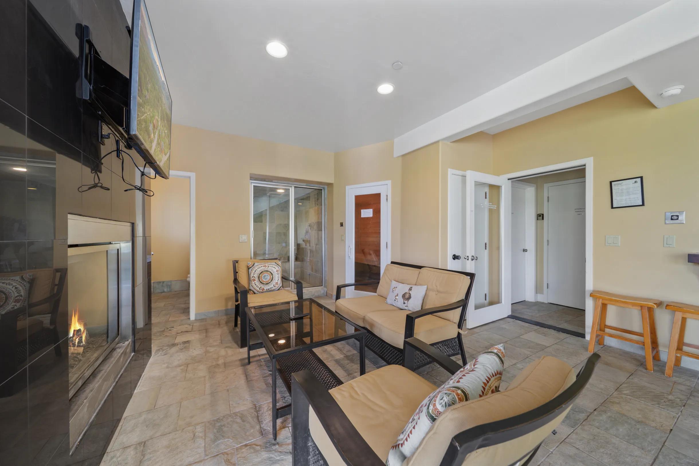 Wander Tahoe Canyon #80