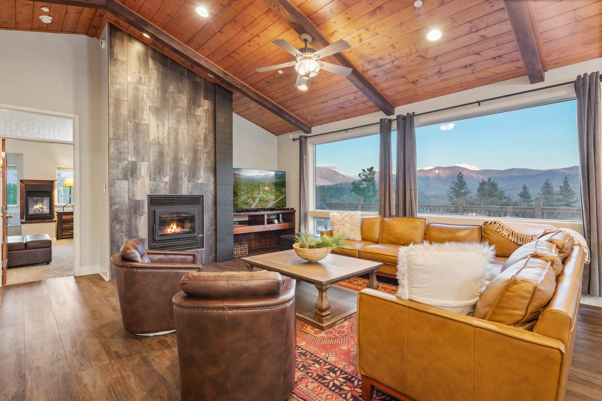 Wander Tahoe Canyon #122