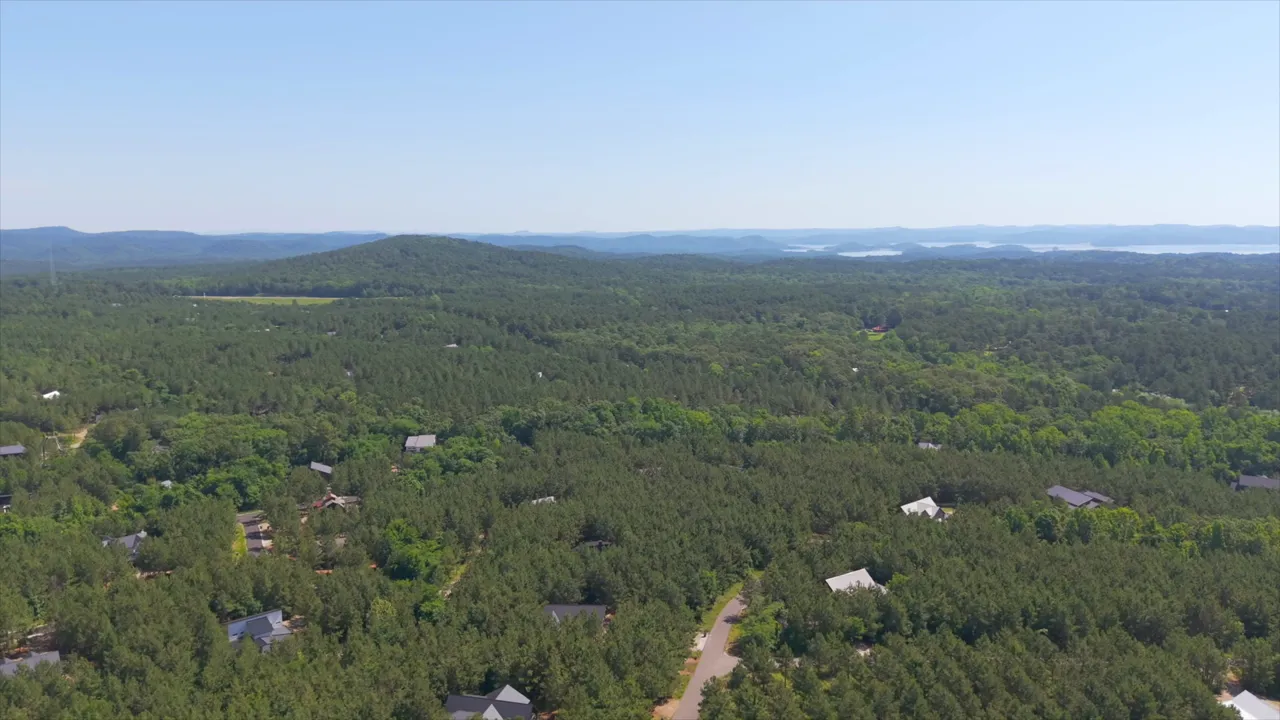 Wander Broken Bow Spruce tour video