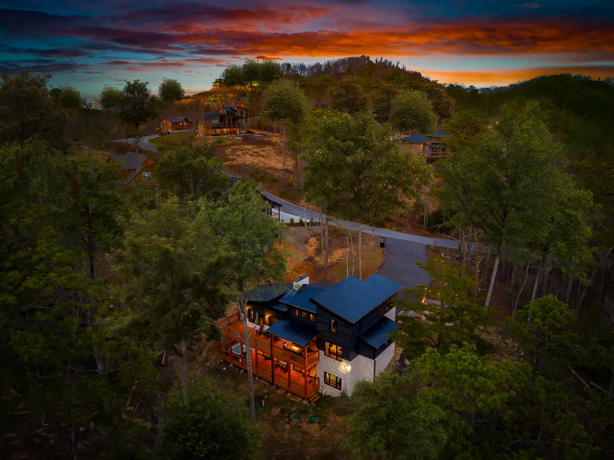 Wander Sevierville Ridge