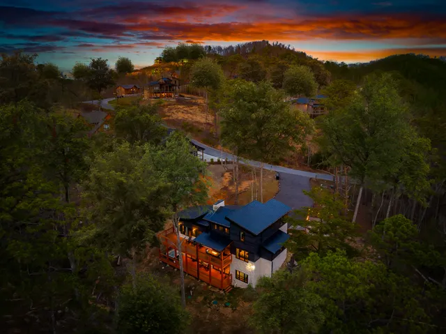 Wander Sevierville Ridge #5