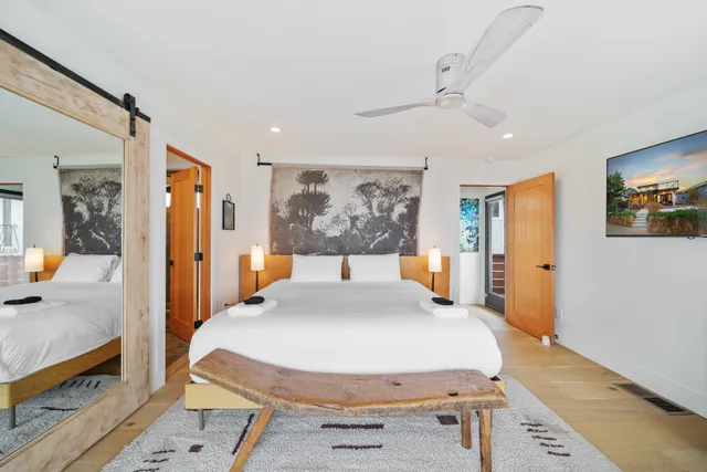 Bedroom 1 image 1