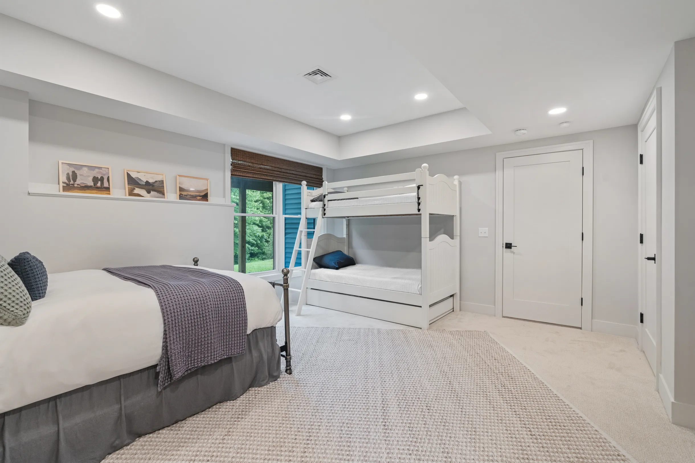 Hill House #24