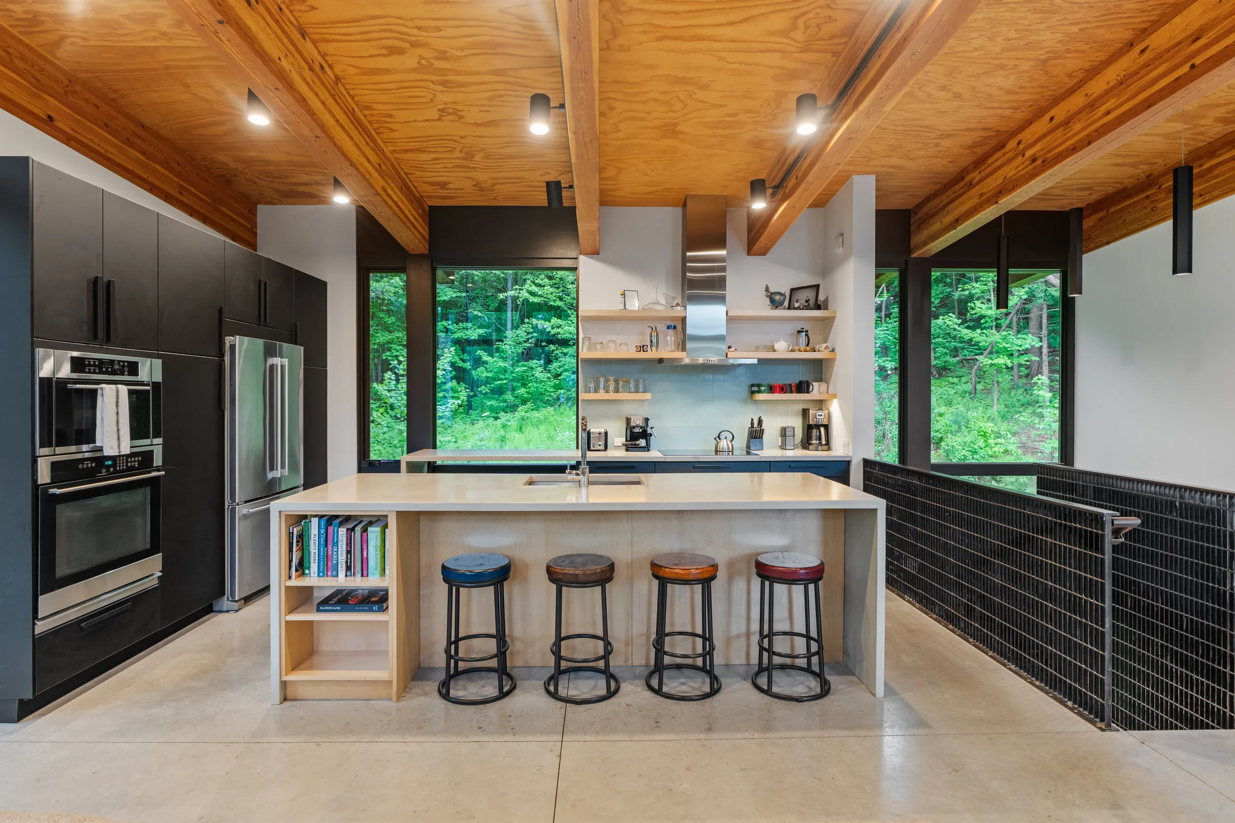 Wander Stowe Nest #17