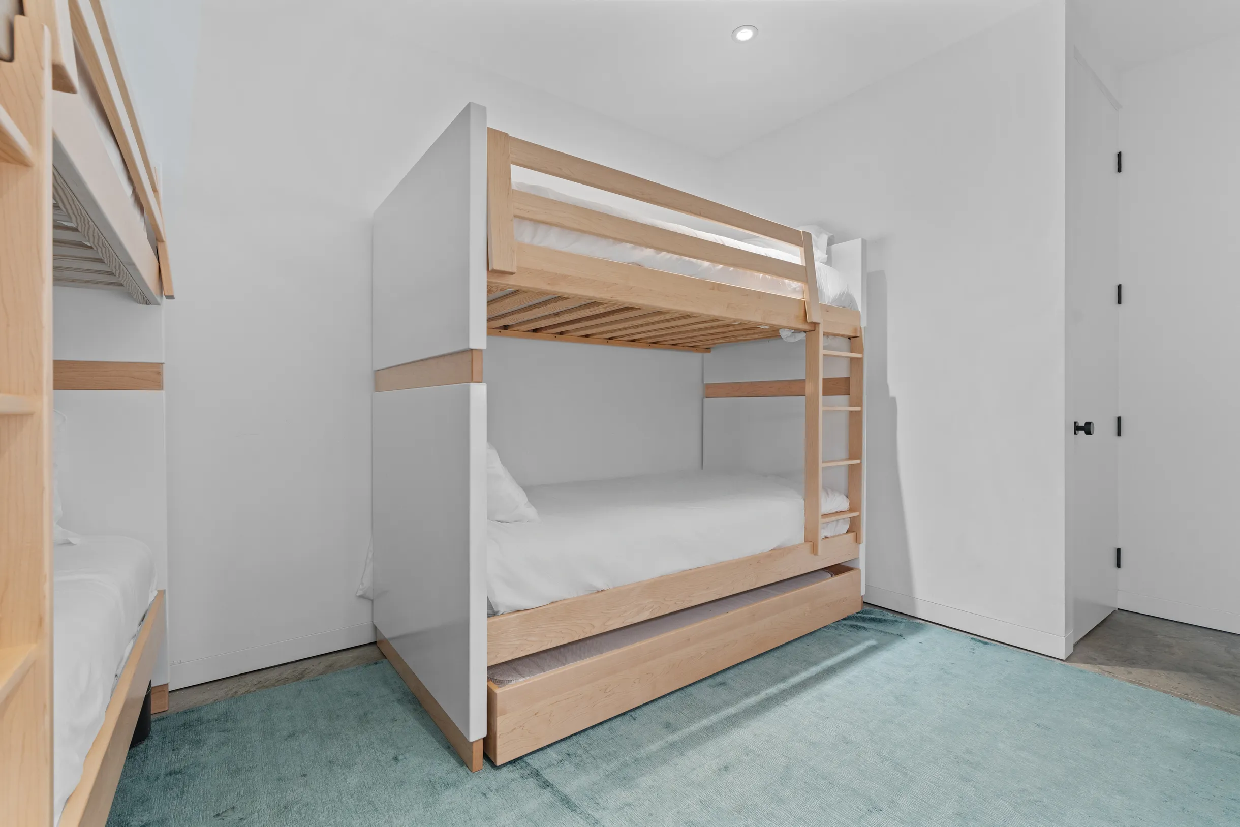 Wander Stowe Nest #20