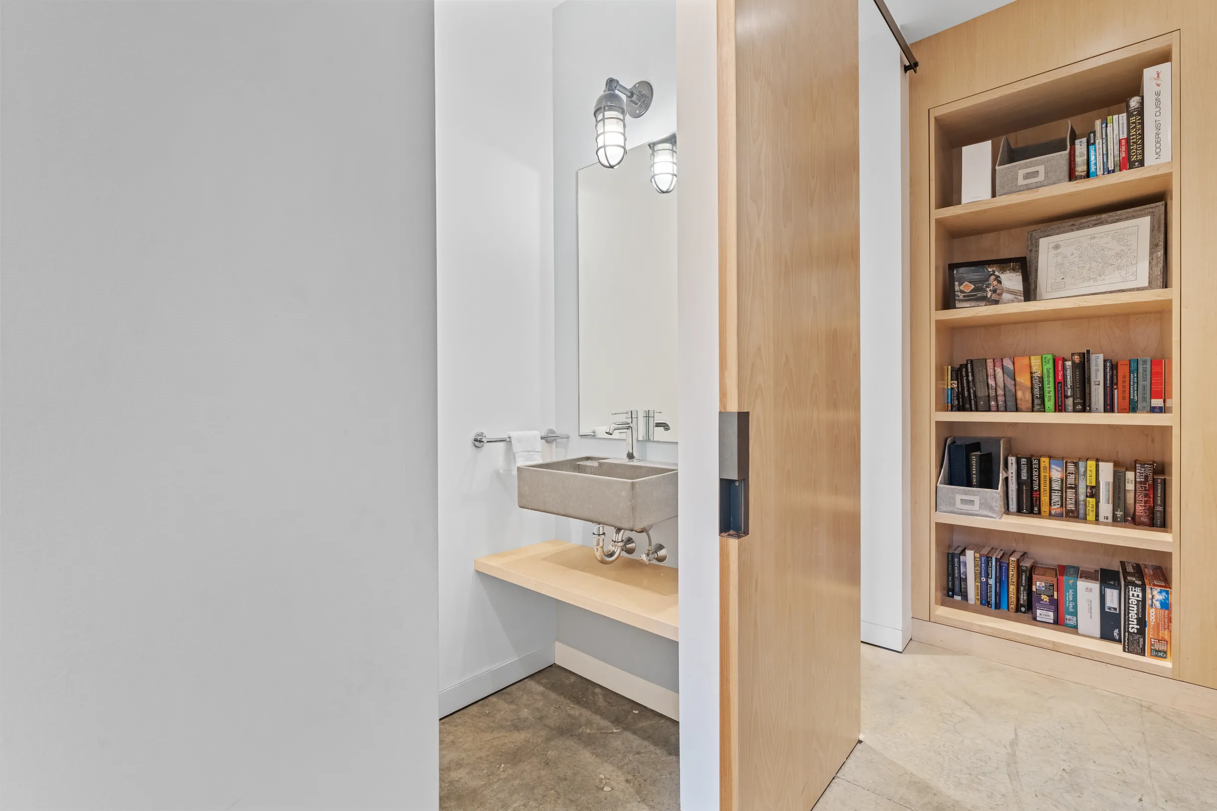 Wander Stowe Nest #8