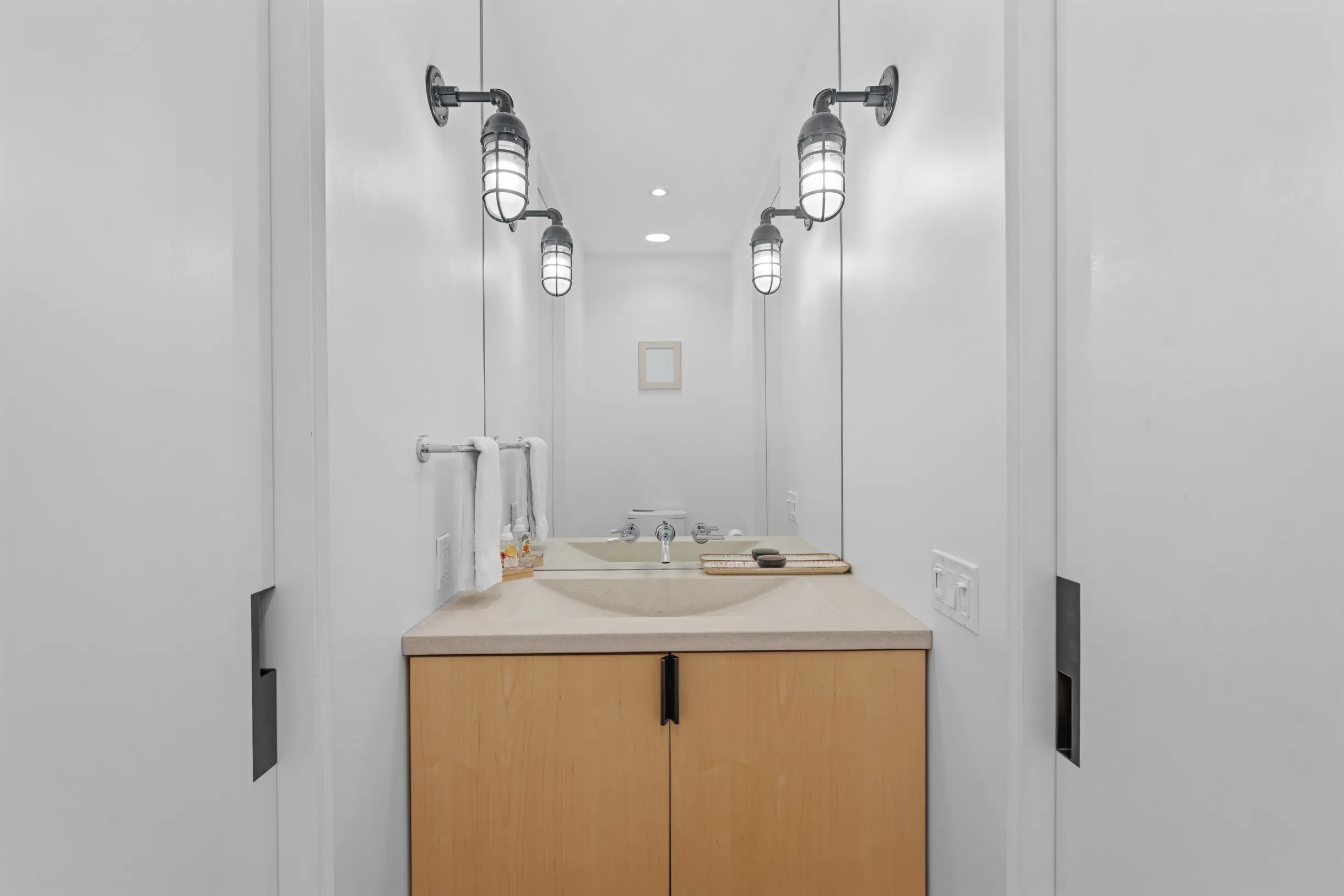 Wander Stowe Nest #23