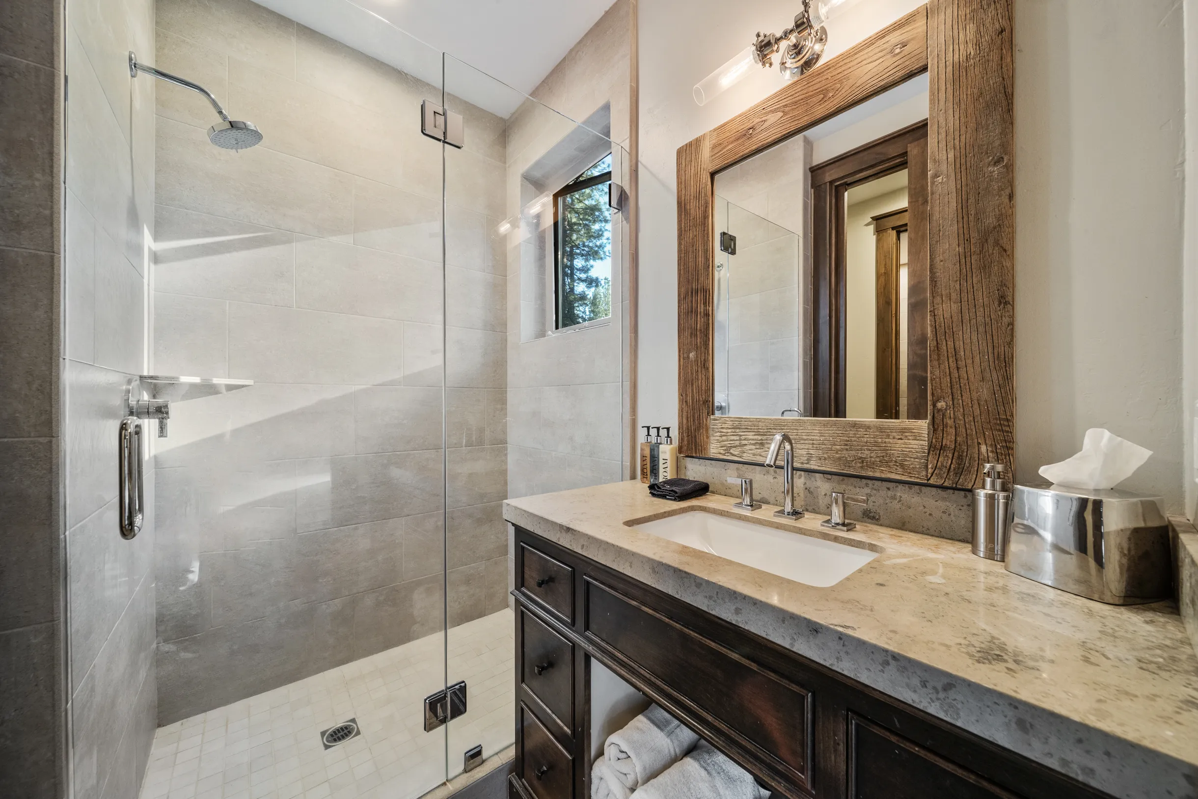 Wander Tahoe Haven #28