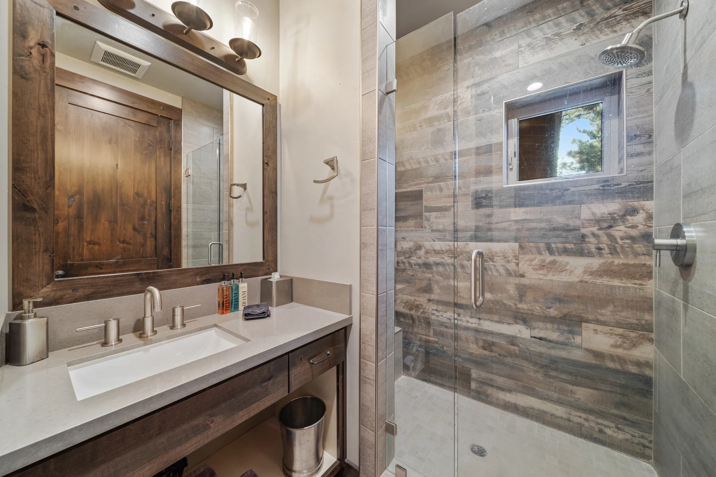 Wander Tahoe Ridge #18