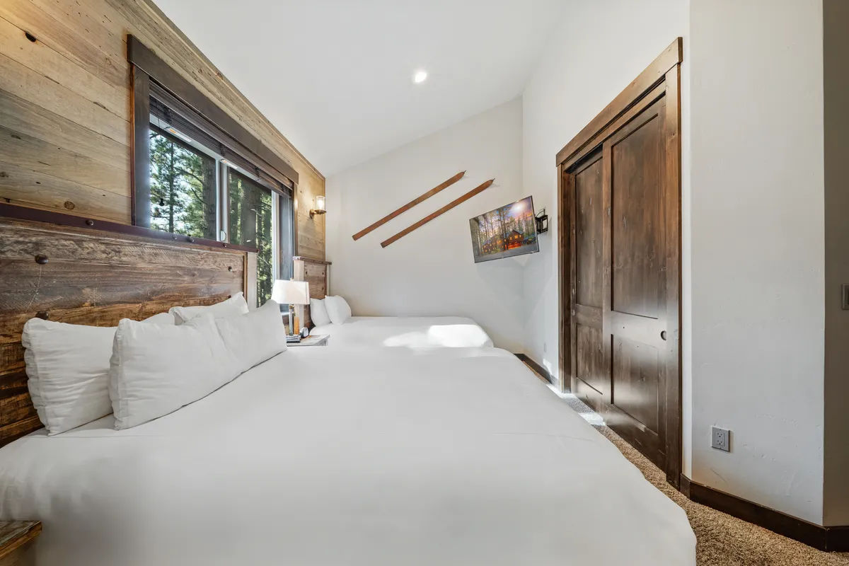 Bedroom 10 image
