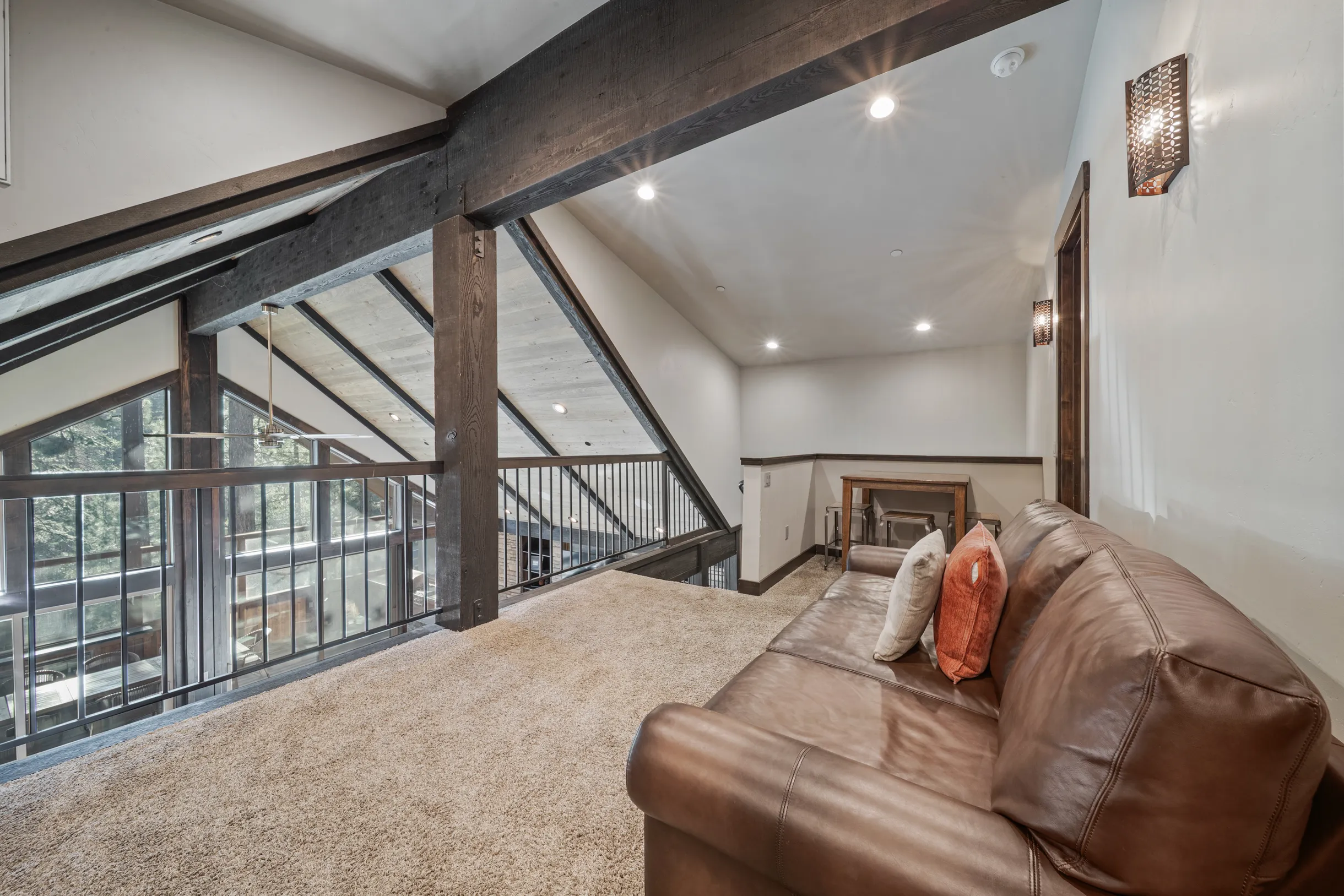 Wander Tahoe Ridge #103