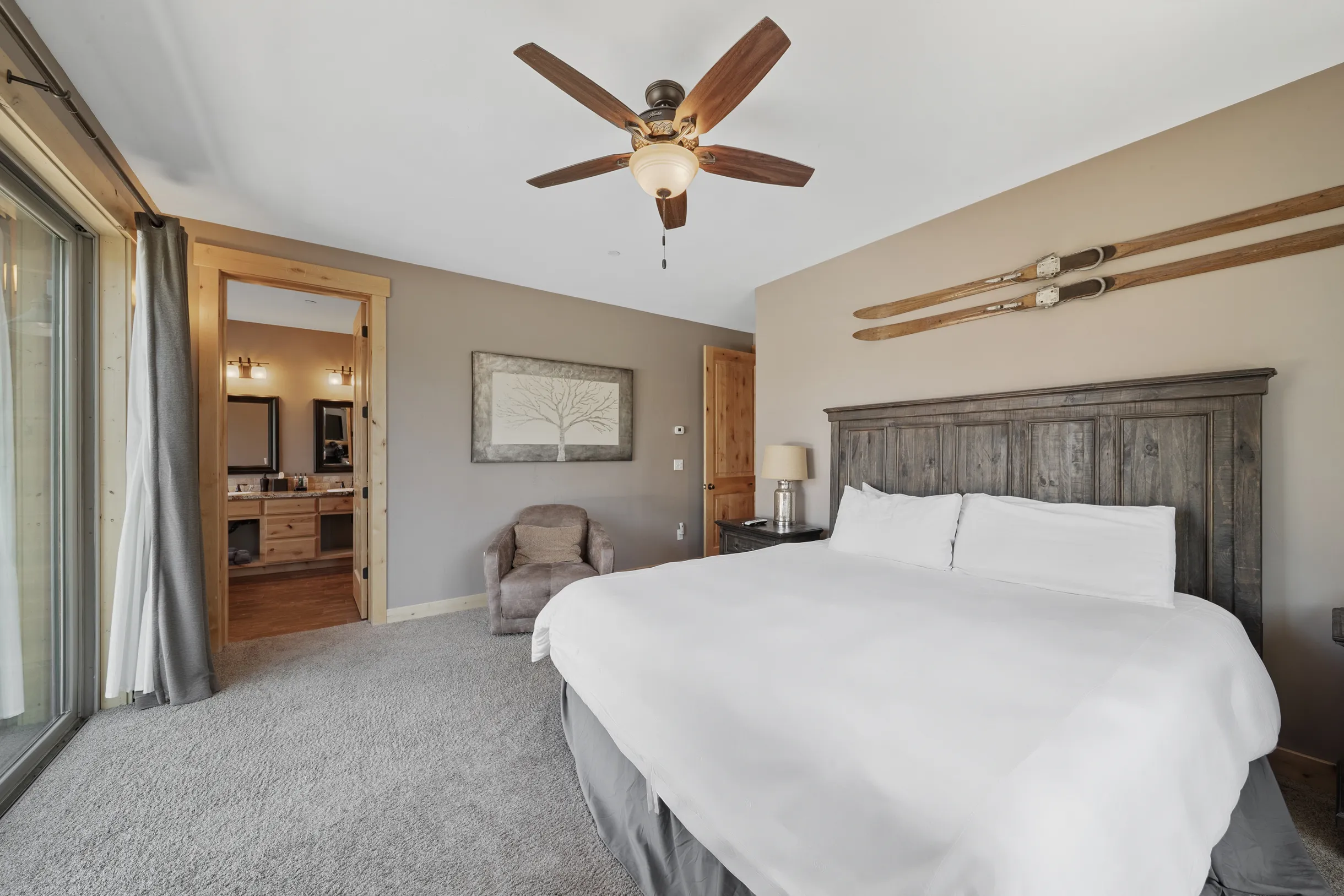 Wander Tahoe Meadow #118