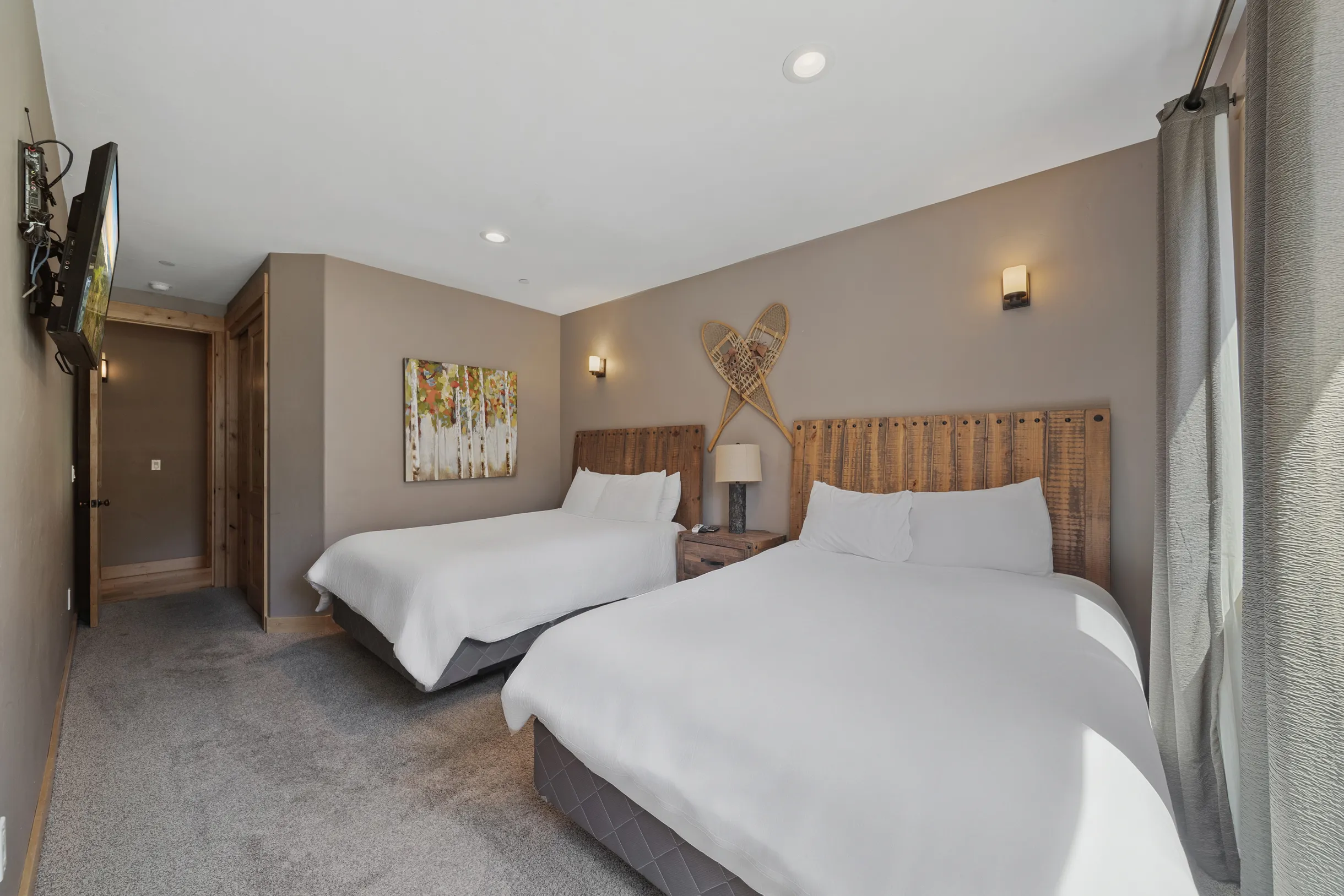 Wander Tahoe Meadow #102