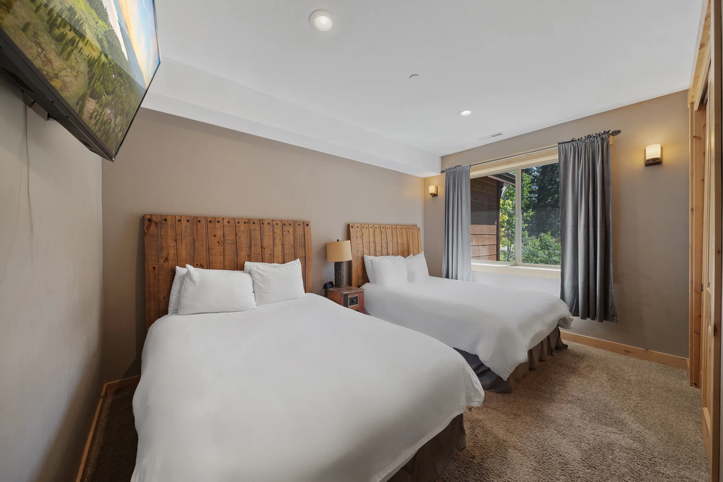 Wander Tahoe Meadow #35