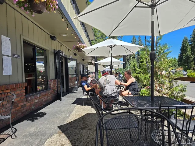 Sprouts Café