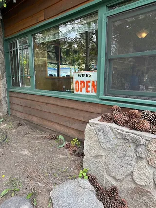 Bert's Café