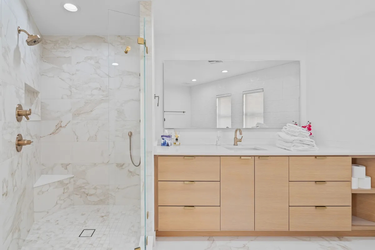 Wander Camelback Valley