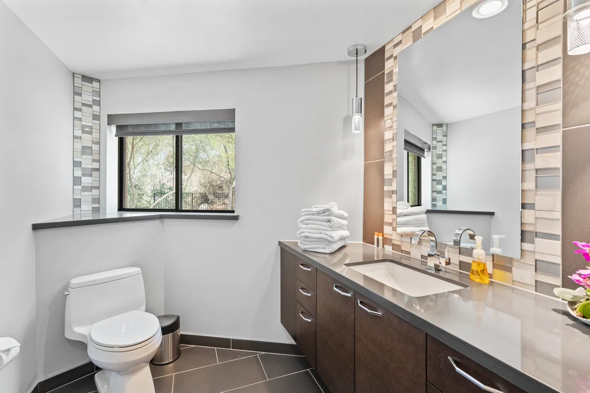 Wander Camelback Valley