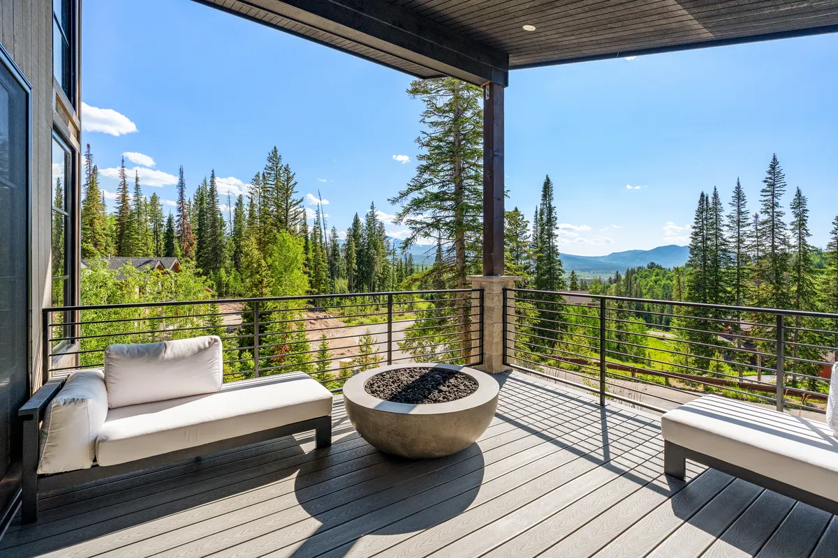 Wander Winter Park Grove