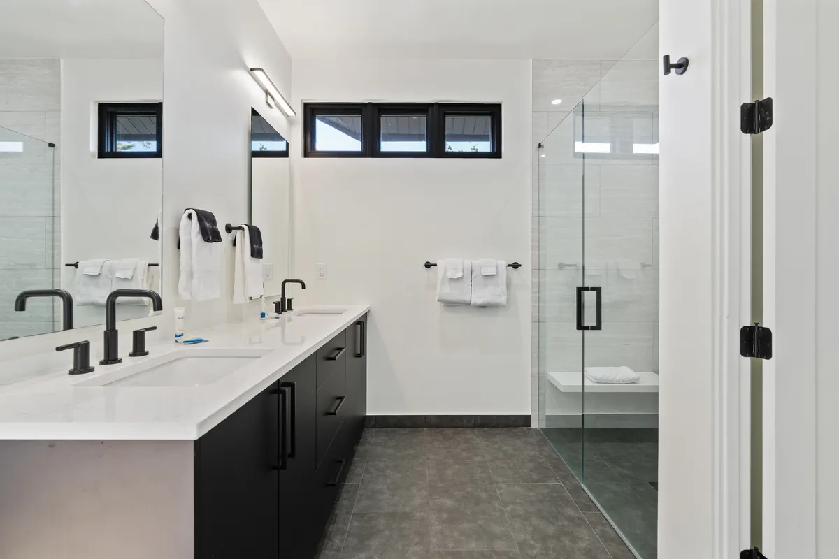 Wander Winter Park Grove