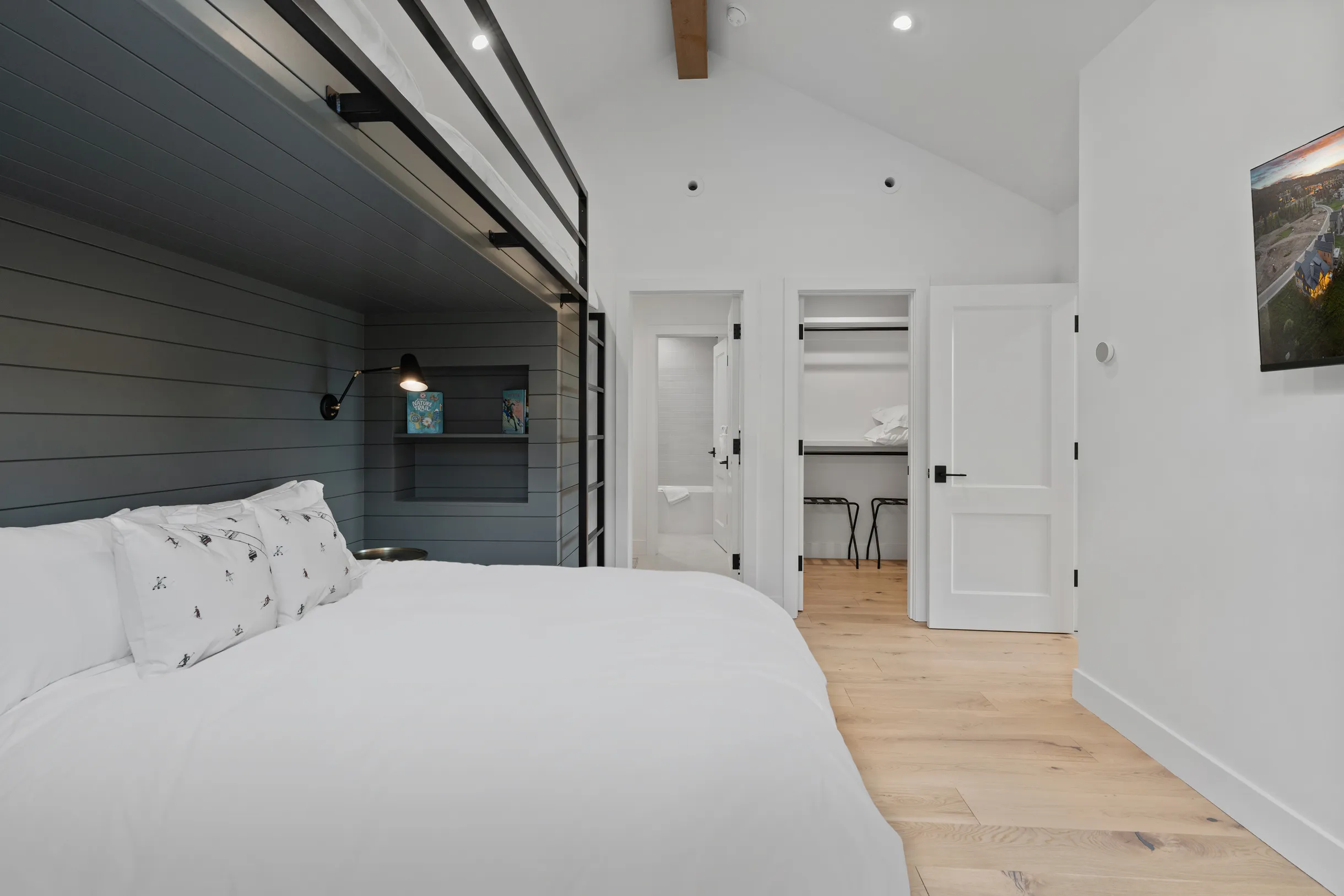 Wander Winter Park Roam #69