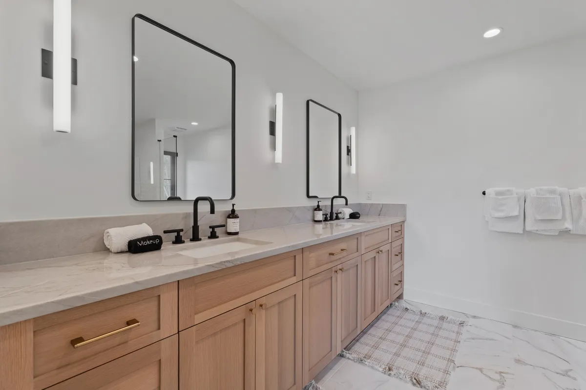 Wander Winter Park Roam