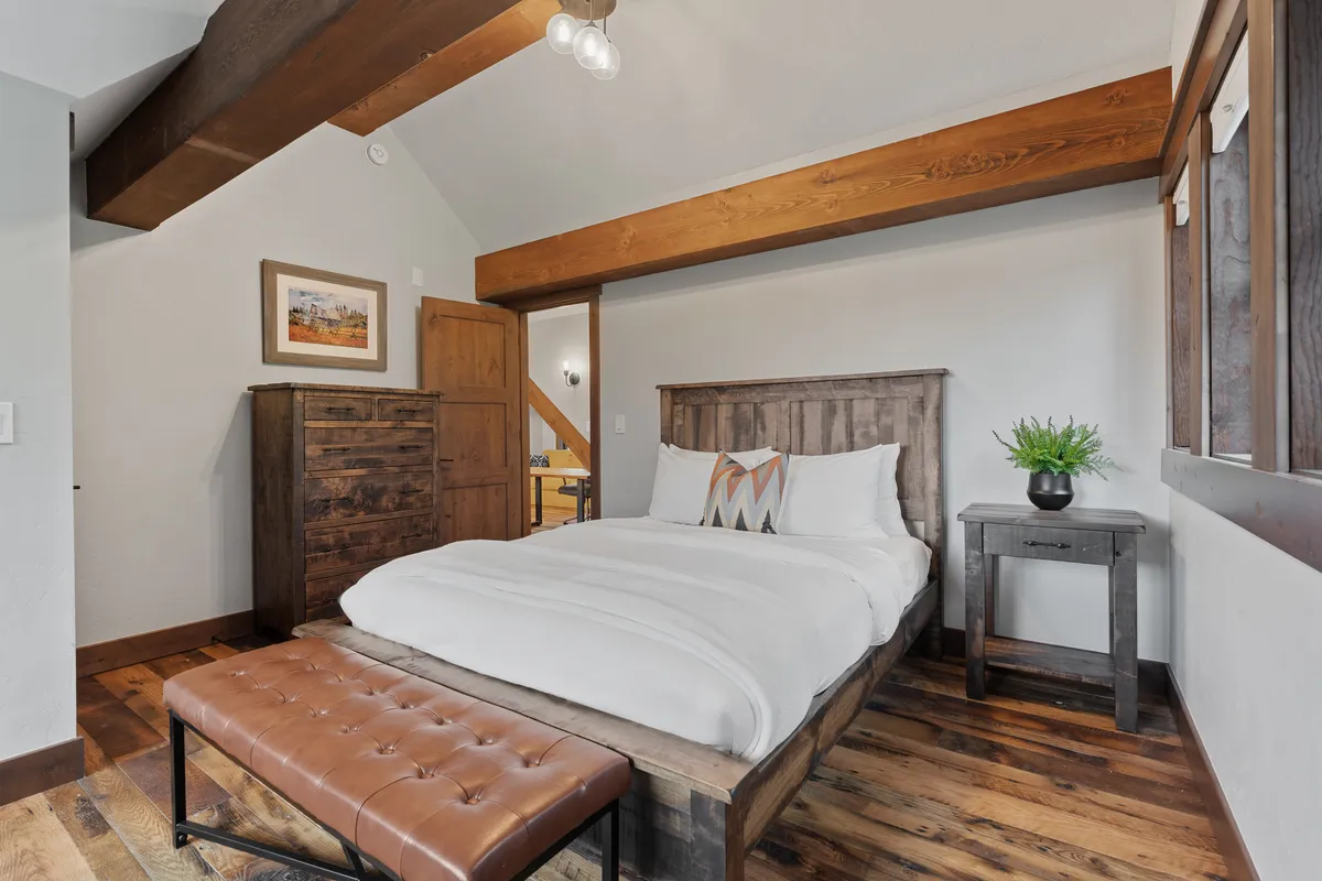 Bedroom 3 image