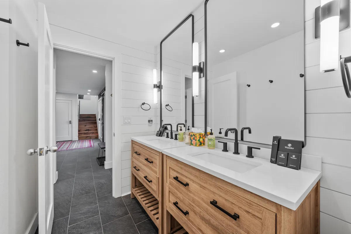 Wander Granby Mountain