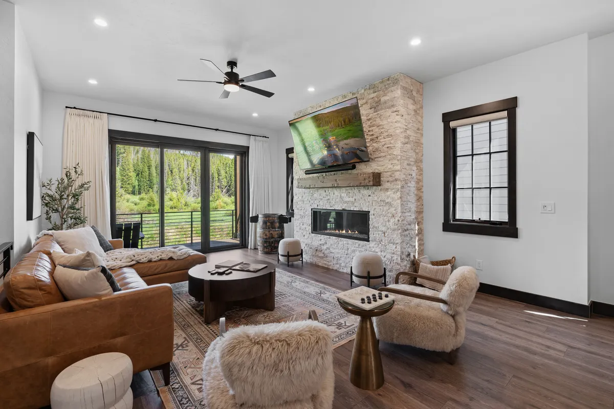 Wander Winter Park Ridge