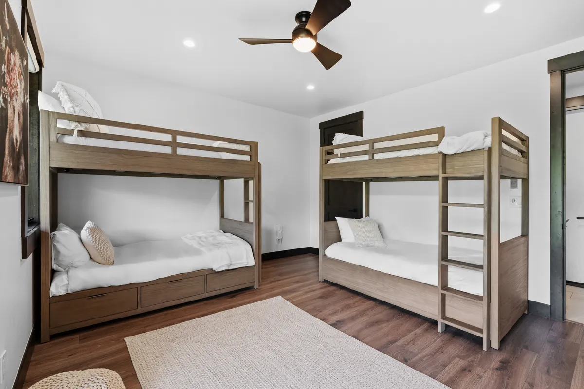 Bedroom 4 image