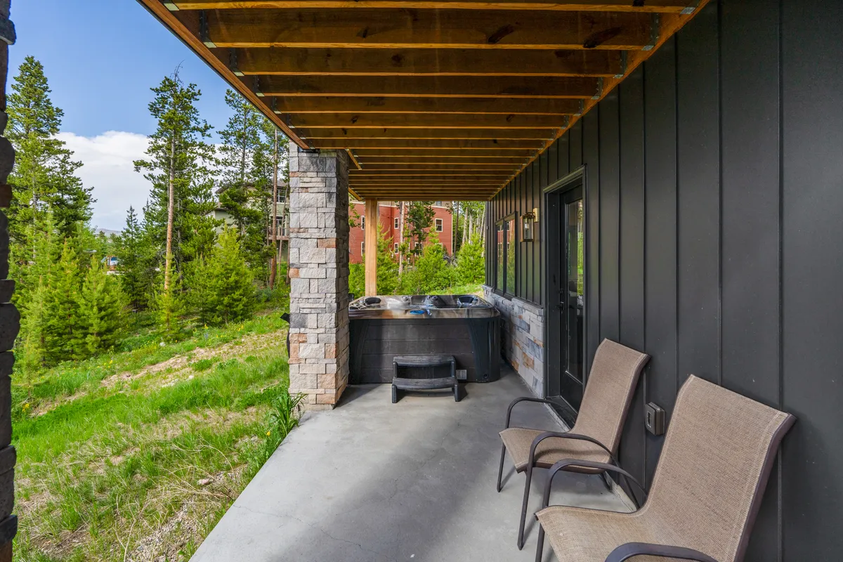 Wander Winter Park Vista