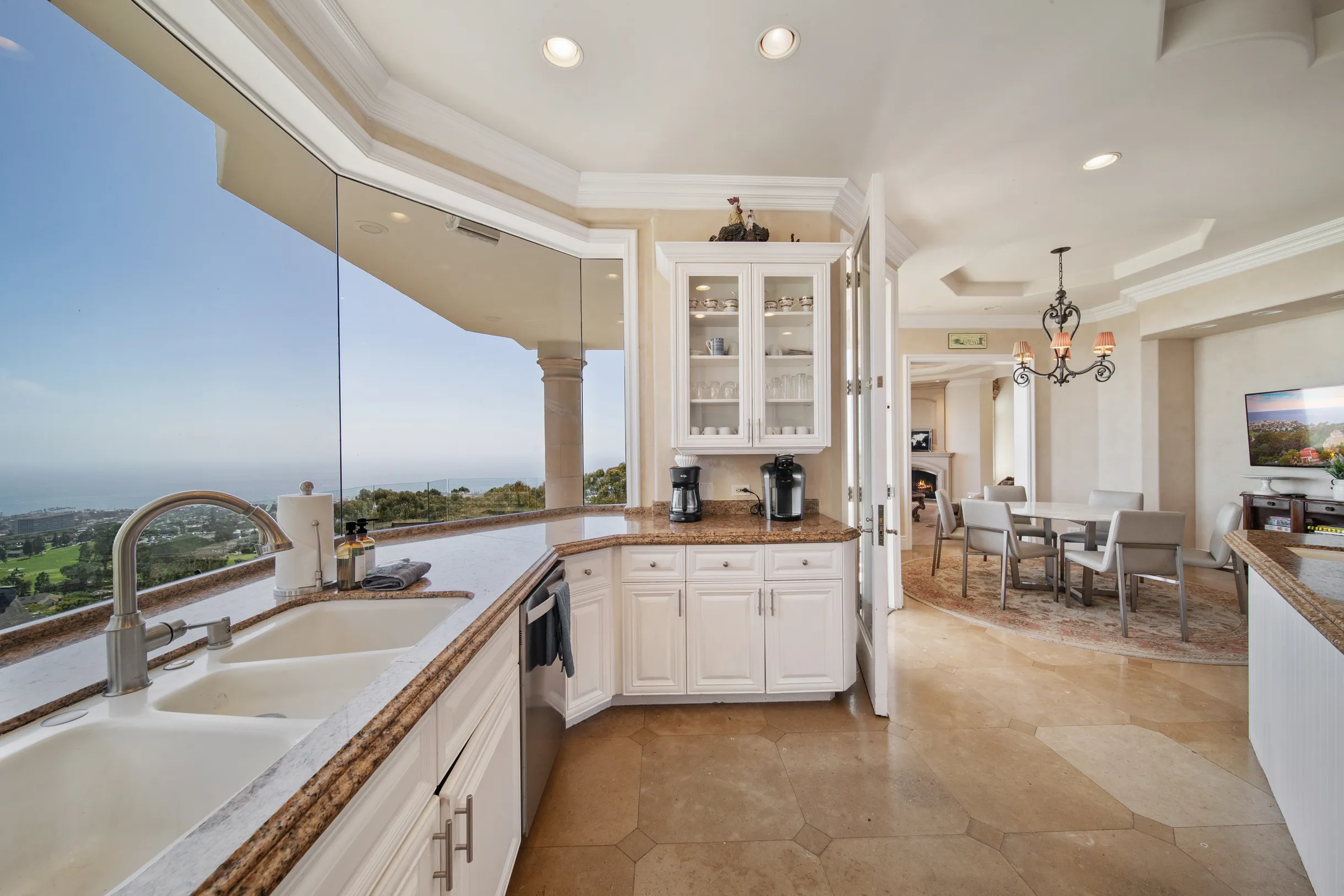 Wander La Jolla Glow #89