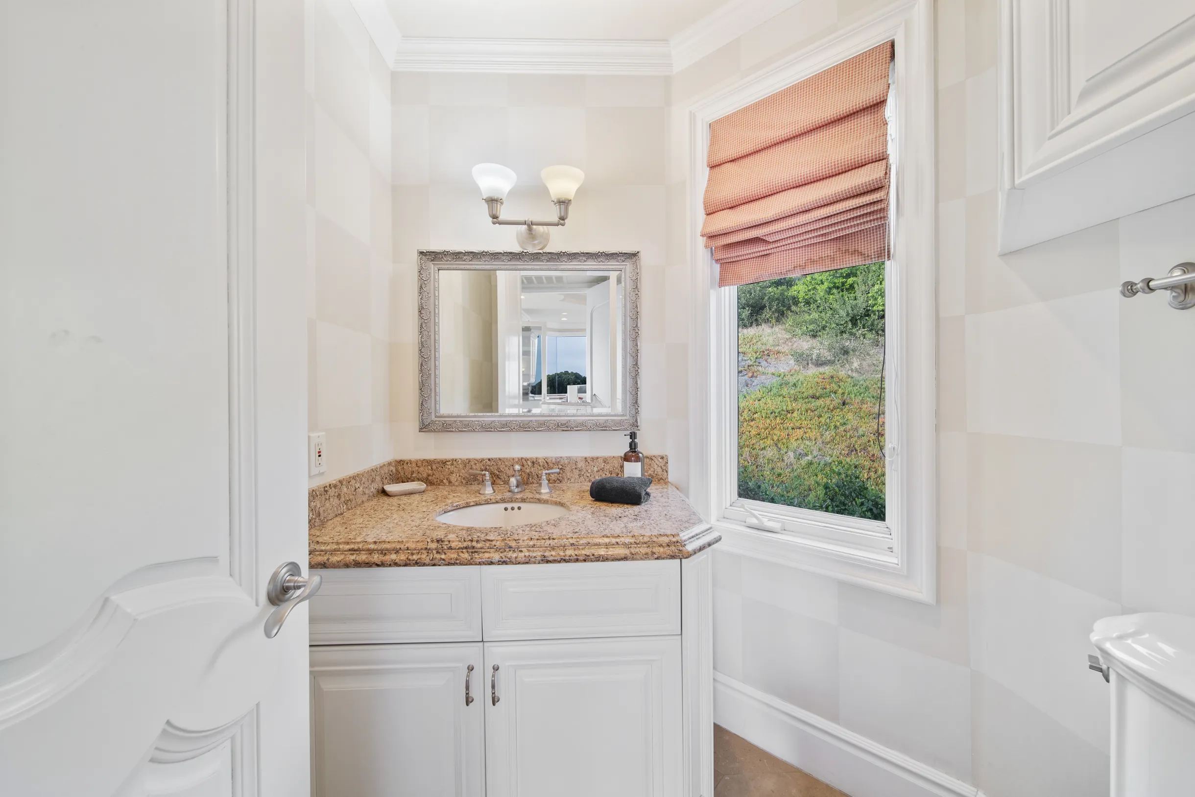 Wander La Jolla Glow #44