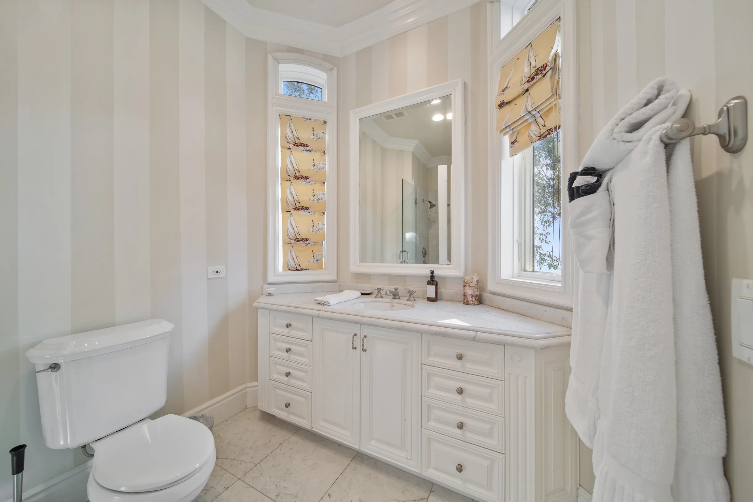 Wander La Jolla Glow #12