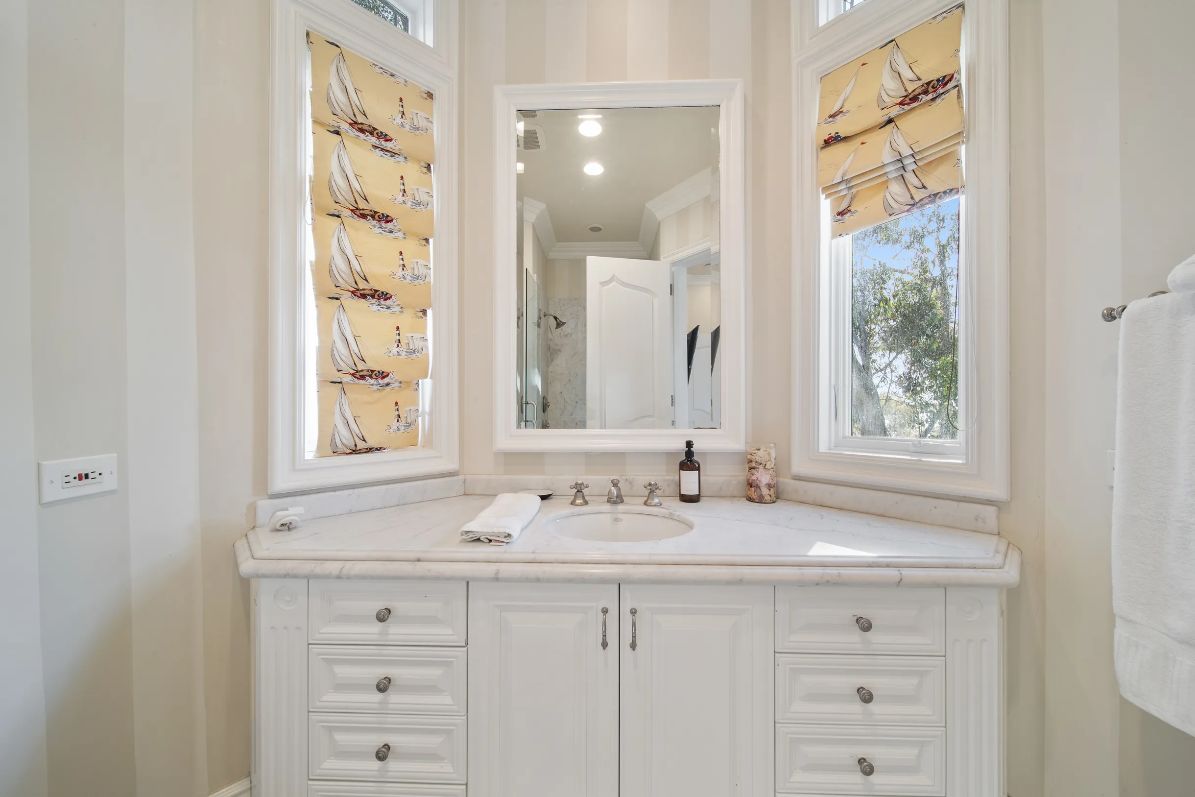 Wander La Jolla Glow #46