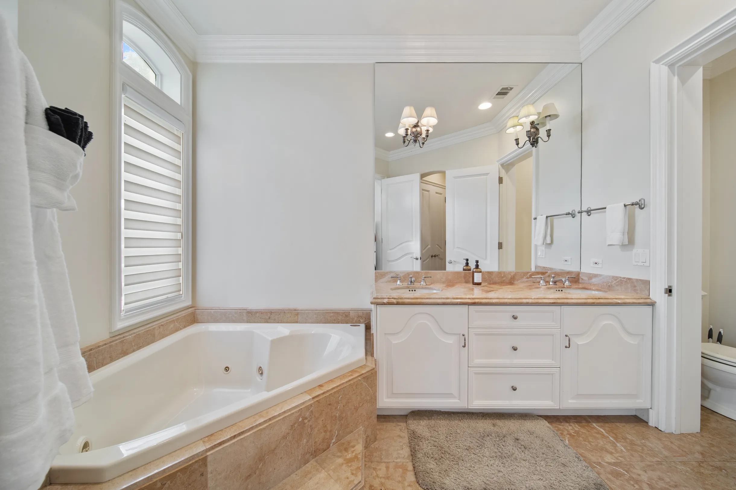 Wander La Jolla Glow #14