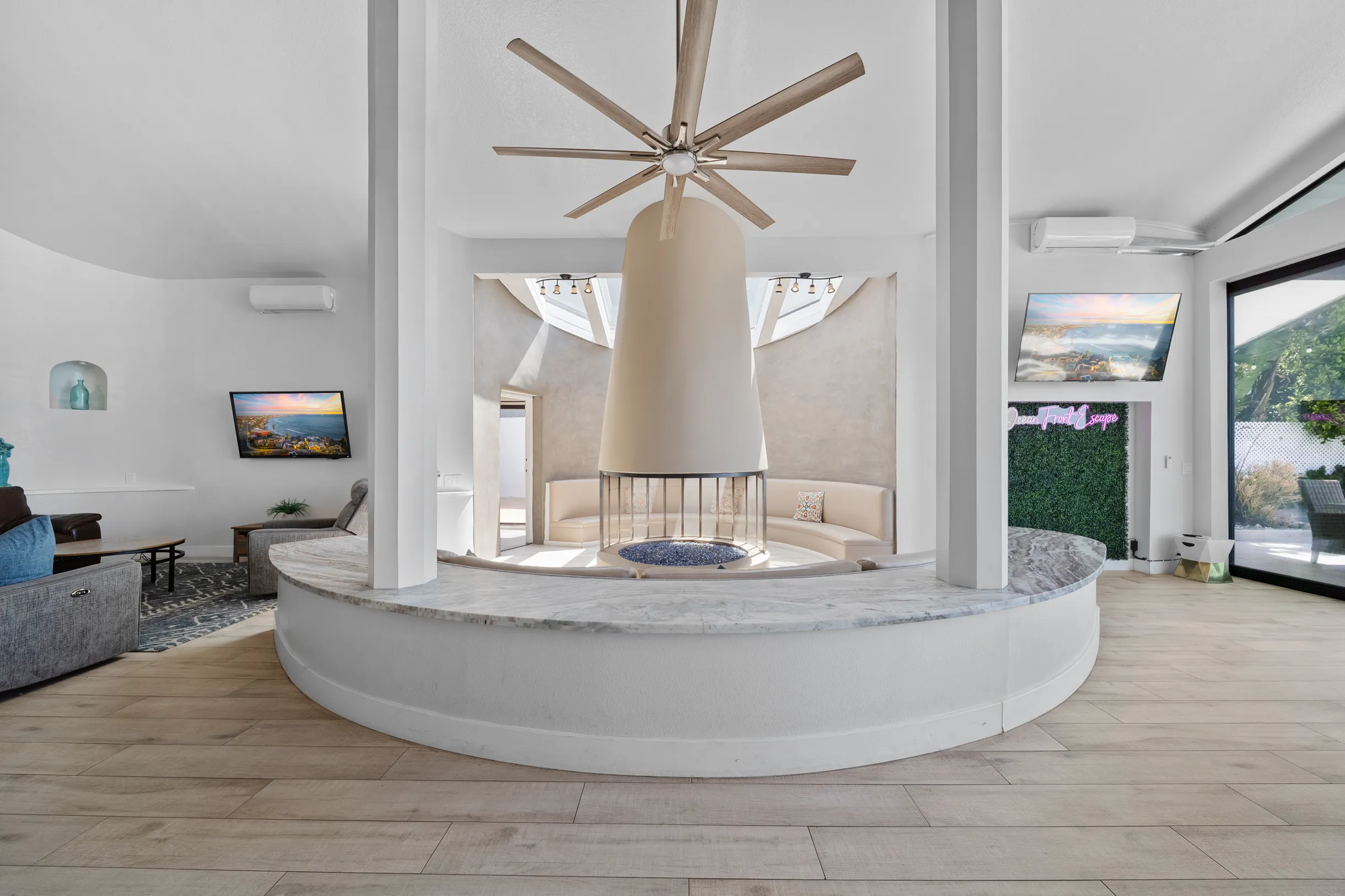 Wander La Jolla Tides #93