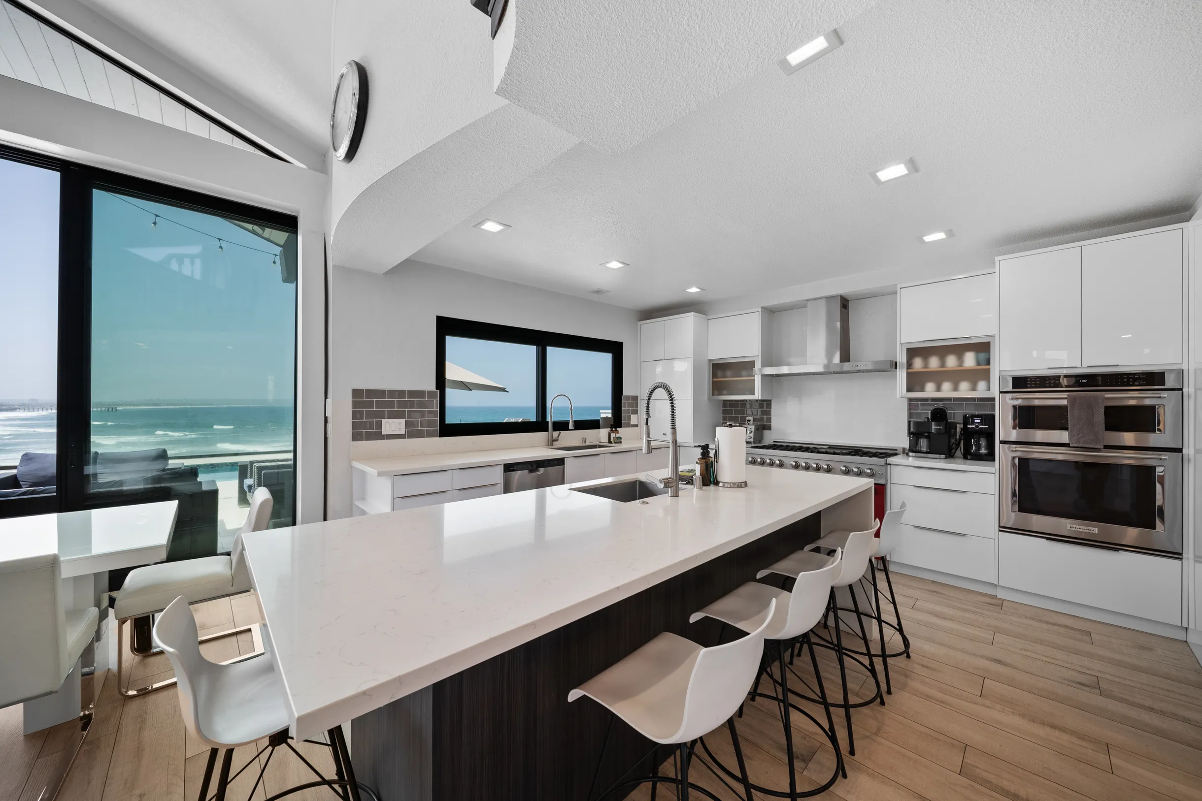 Wander La Jolla Tides #70