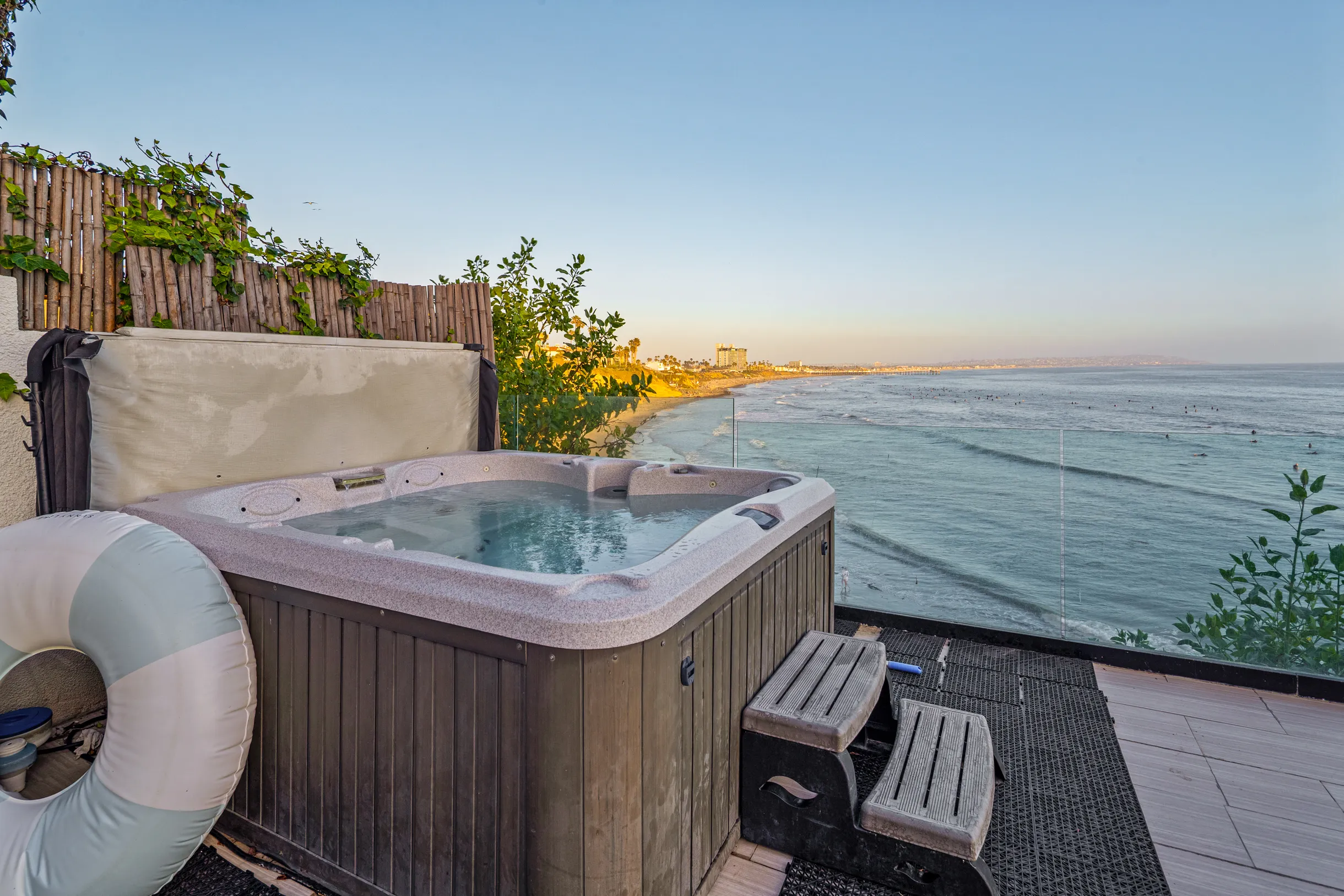 Wander La Jolla Tides #96