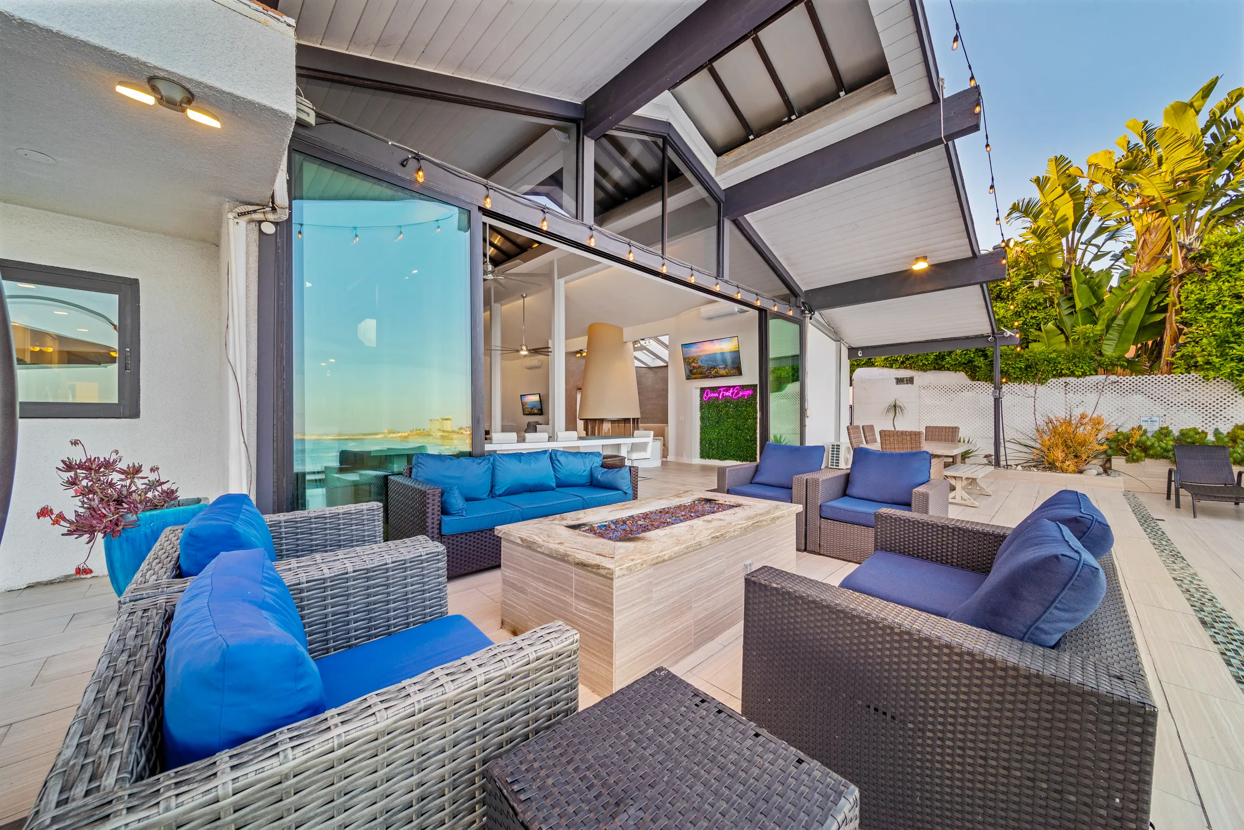 Wander La Jolla Tides #108