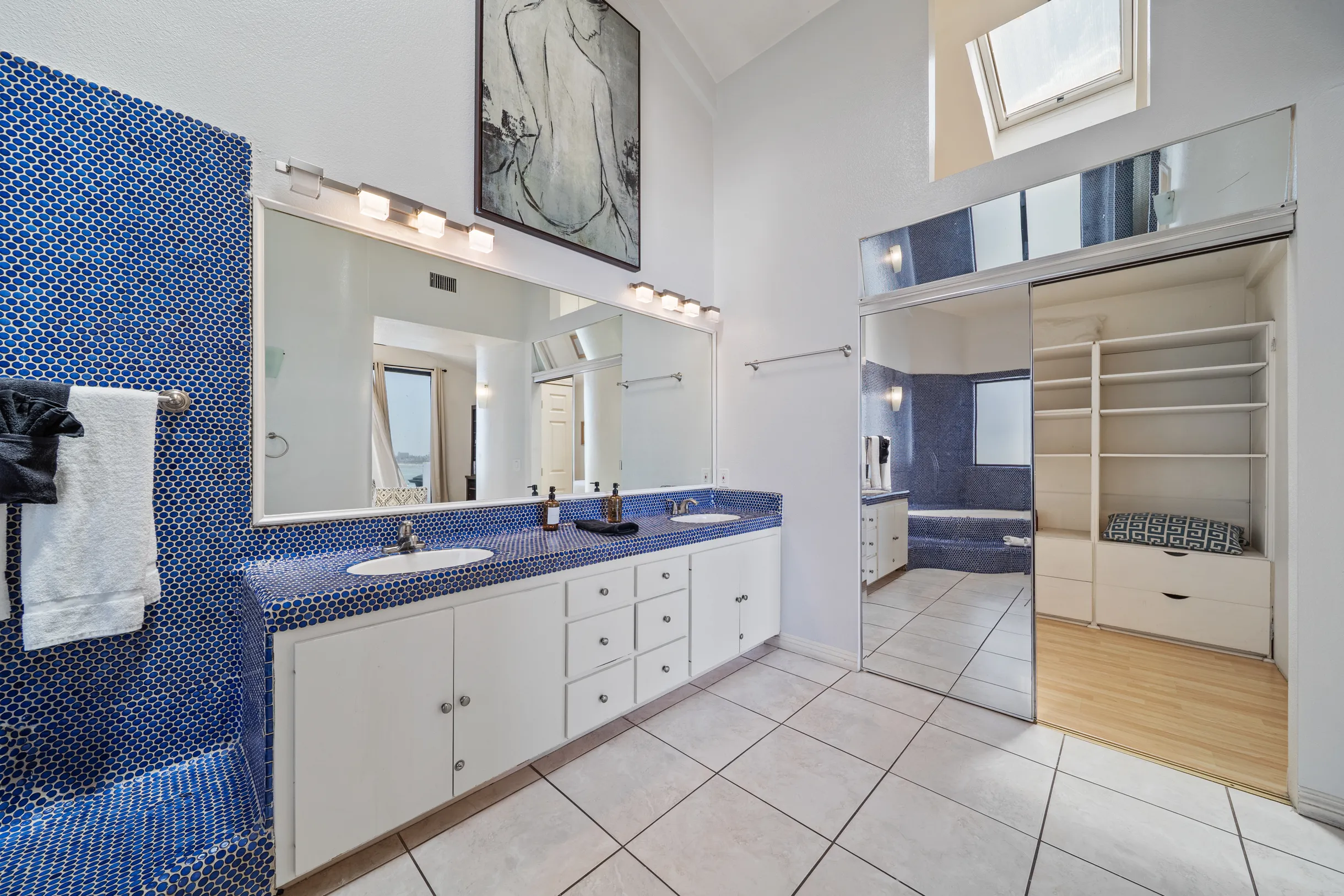 Wander La Jolla Tides #89