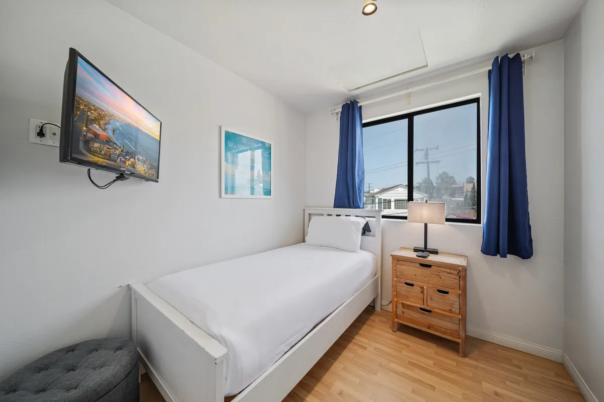Bedroom 4 image